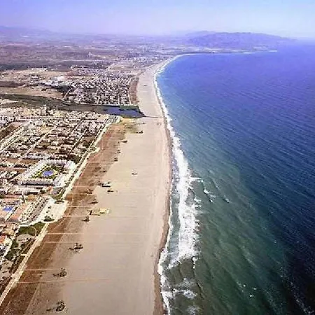 Homes Of Spain, Mar De Pulpi Fase 1, Apartamento Primera Linea De Playa, Bajo Con Jardin Y Wifi